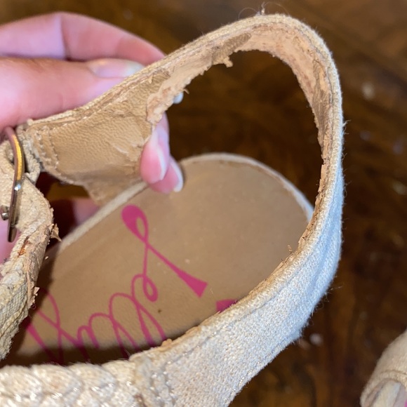 Cream color wedges - Picture 5 of 8